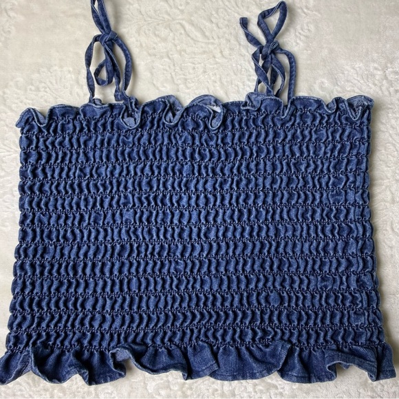 Old Navy Tops - Old Navy Blue Smocked Ruffle Cami with Tie Straps